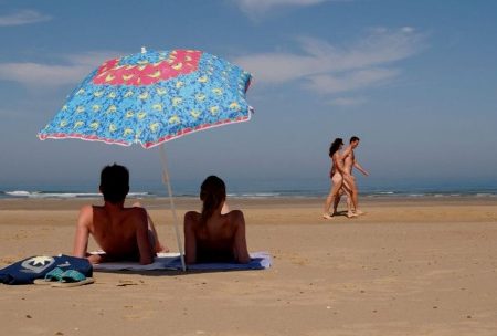 Spiagge naturiste legalmente riconosciute